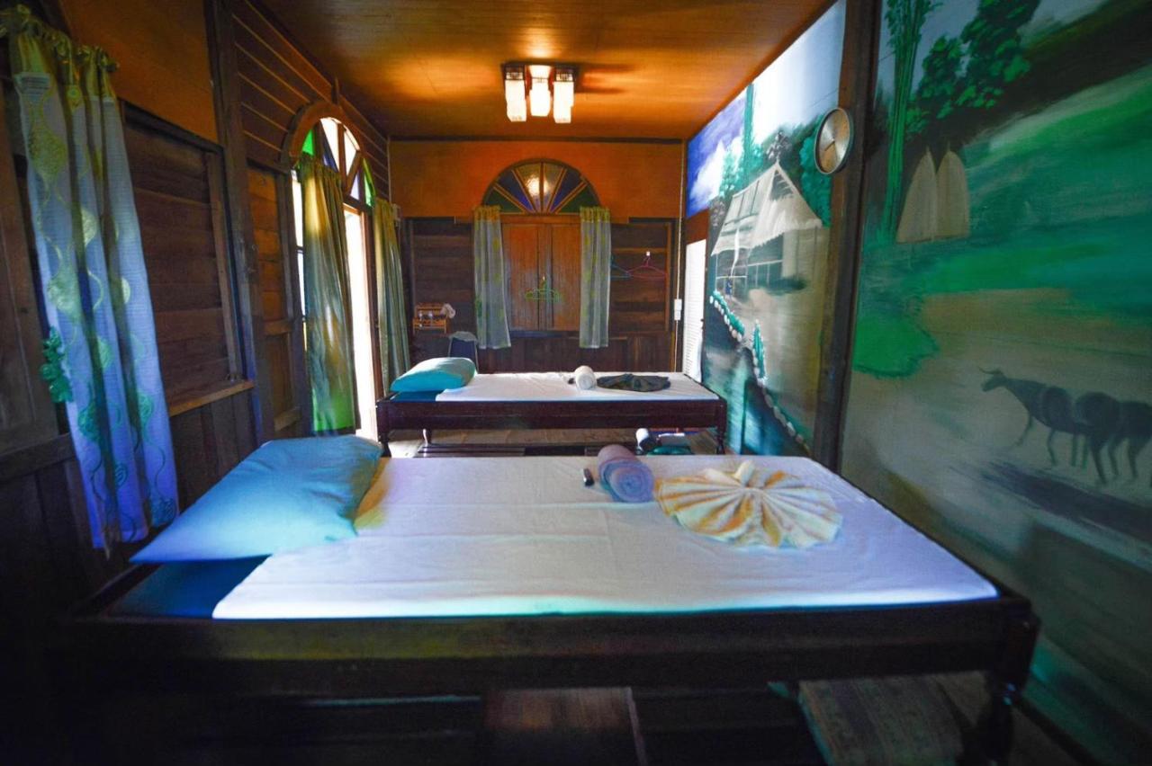 Mrk Resort & Massage Lop Buri Exterior foto
