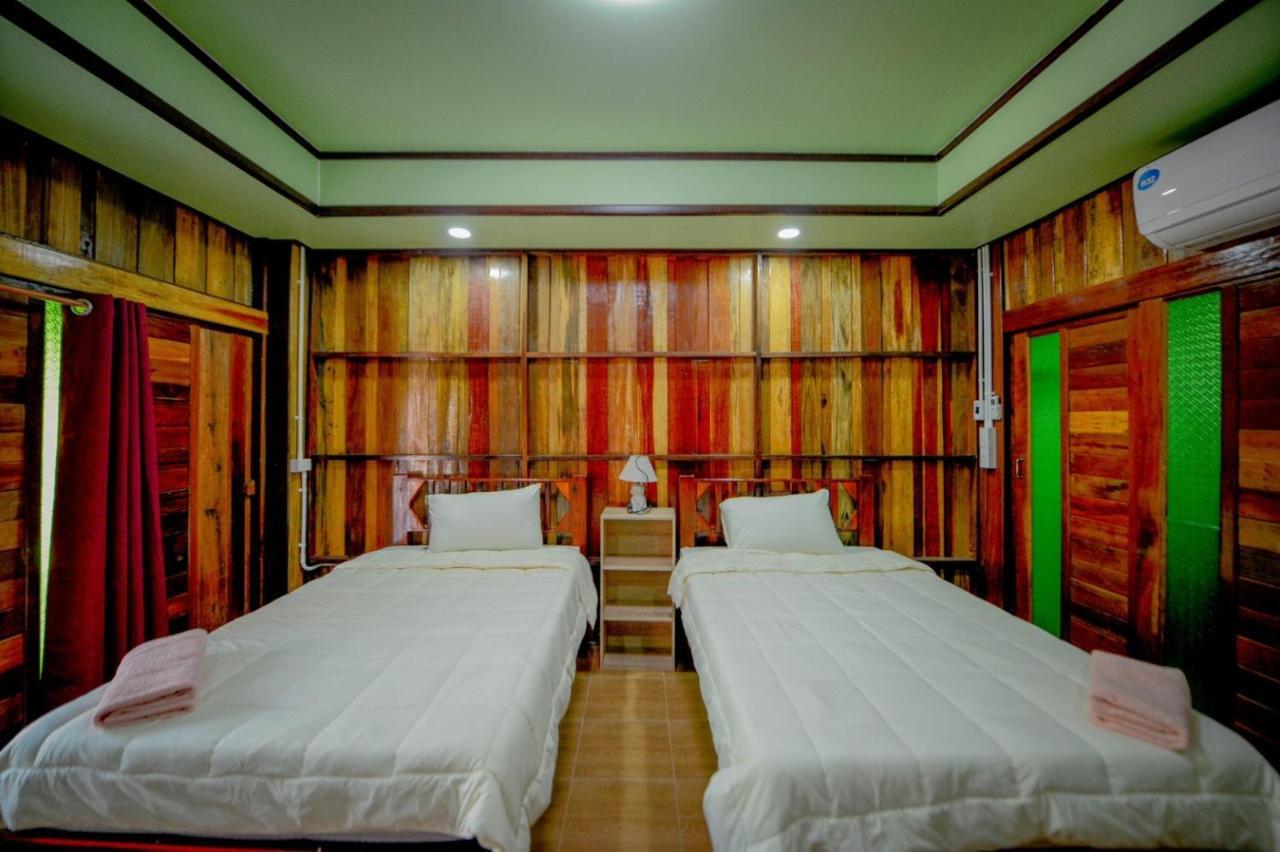 Mrk Resort & Massage Lop Buri Exterior foto