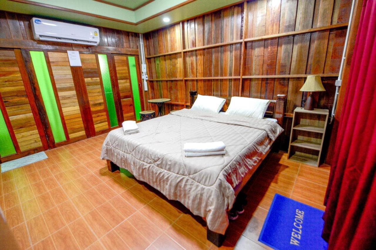 Mrk Resort & Massage Lop Buri Exterior foto