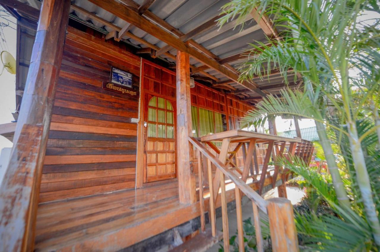 Mrk Resort & Massage Lop Buri Exterior foto